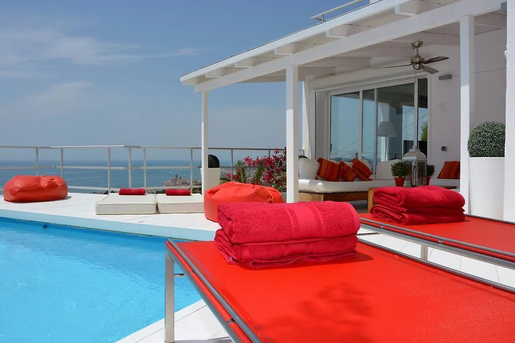 Villa Sitges Altavista Amazing View South Oriented Calm Area Ac Beach 2 Minutes 0*,  Španělsko